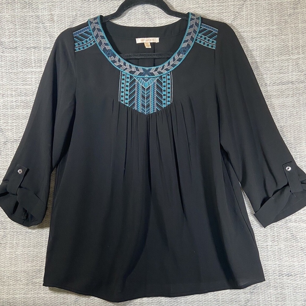 Skies Are Blue Blouse Womens S Black Embroidered Roll Tab Sleeve Boho